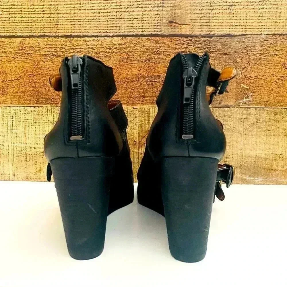 Lucky Brand Reynolds Caged Black Wedges